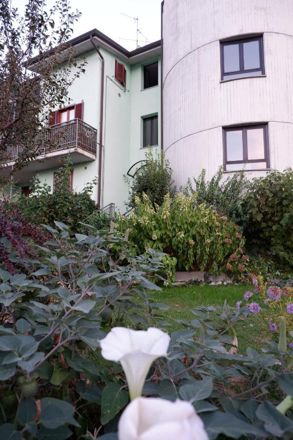 Bed and Breakfast Latte E Menta Motta Visconti Zewnętrze zdjęcie